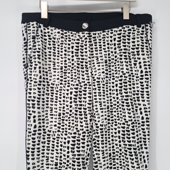 Airfield Black White Abstract Dot Print Split Hem Scuba Knit Pants Size Large - Picture 2 of 6